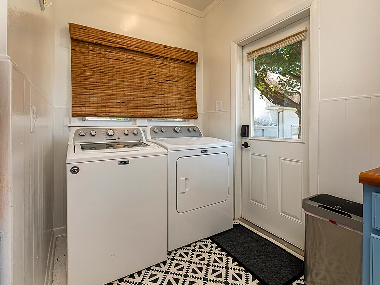 804 S Madison St — Photo 15