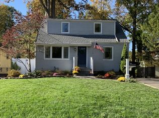125 Paterson Rd, Fanwood, NJ 07023