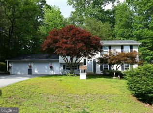 751 Skyview Dr, Lusby, MD 20657