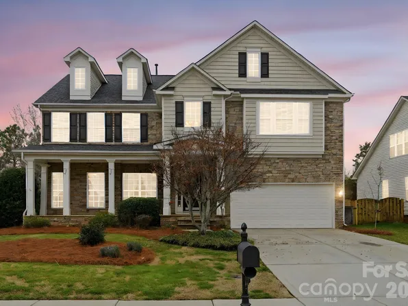 8116 Madrigal Ct, Waxhaw, NC 28173