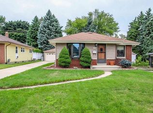 3663 S Adams Ct, Milwaukee, WI 53207