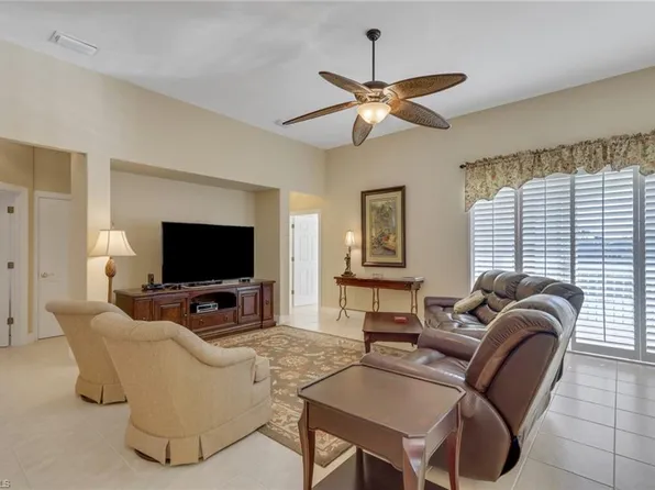 28666 San Lucas LN #202, BONITA SPRINGS, FL 34135