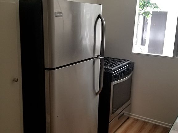 2nd image of 3445 Vinton Ave APT 2