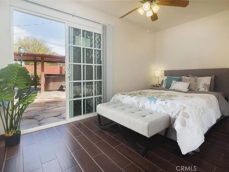 45472 Deglet Noor St — Photo 12