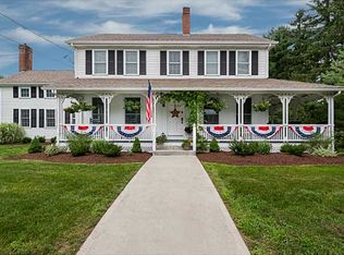 12 Rawson Rd, Cumberland, RI 02864