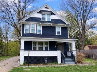 686 East Ave, Akron, OH