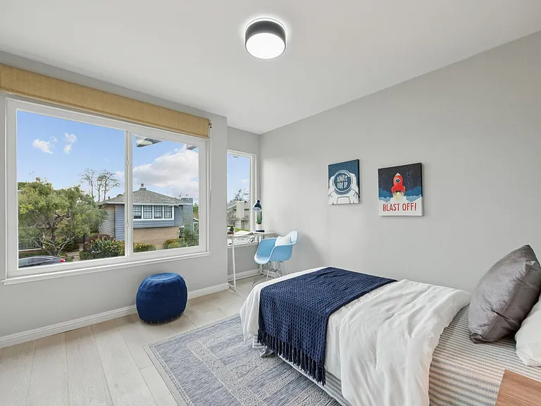 30 Sea Brg — Photo 57