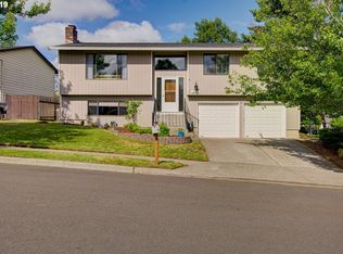 2941 SE Lewis Ct, Troutdale, OR 97060