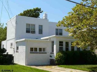 19 N Kenyon Ave, Margate, NJ 08402