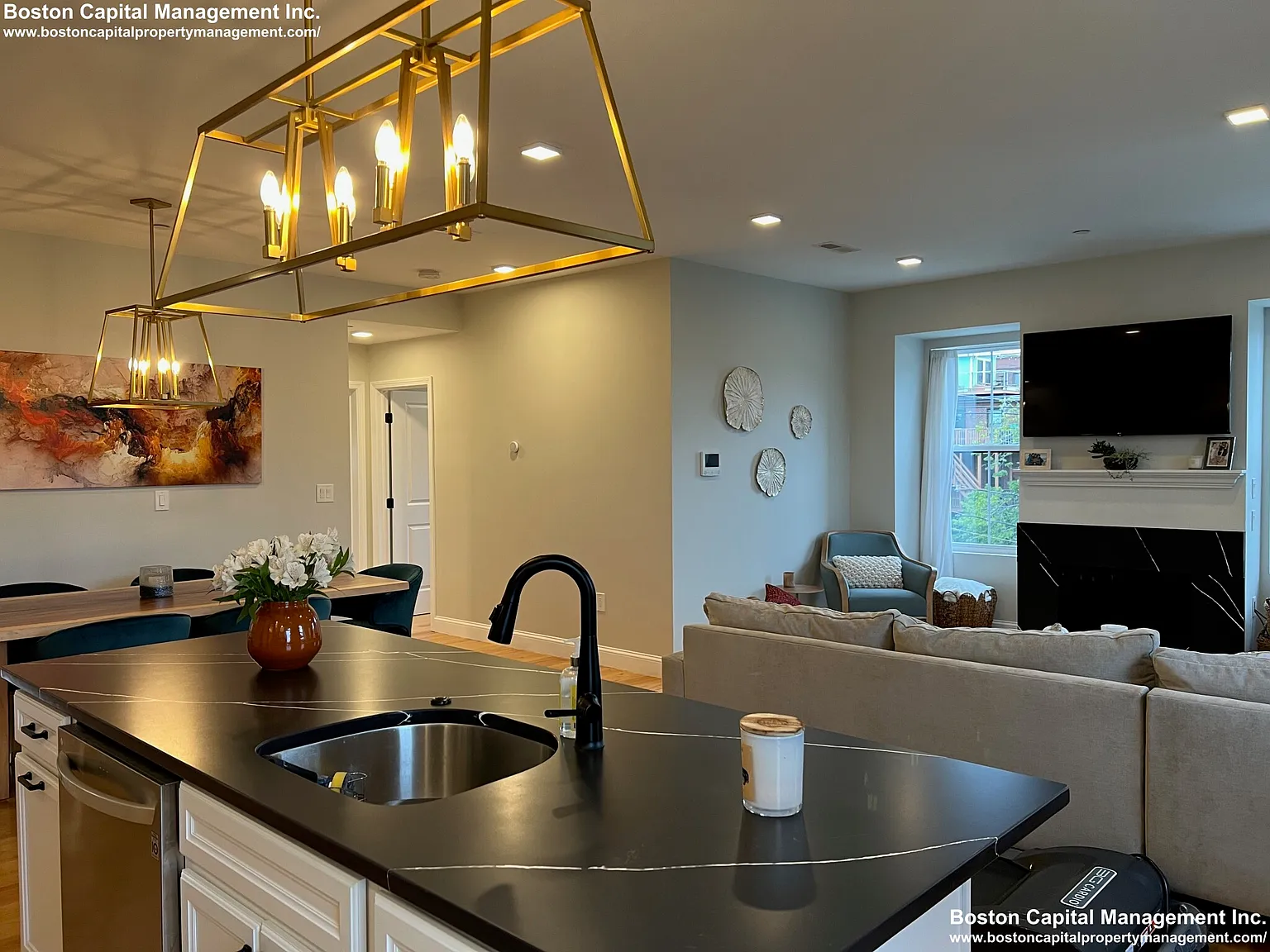 2 bed, 2.0 bath, 1205 sqft, $3,695 — Photo 2