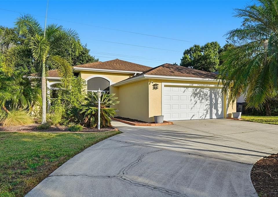 1st image of 4905 72ND COURT E