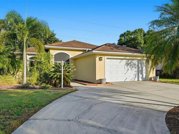 4905 72nd Ct E, Bradenton, FL 34203