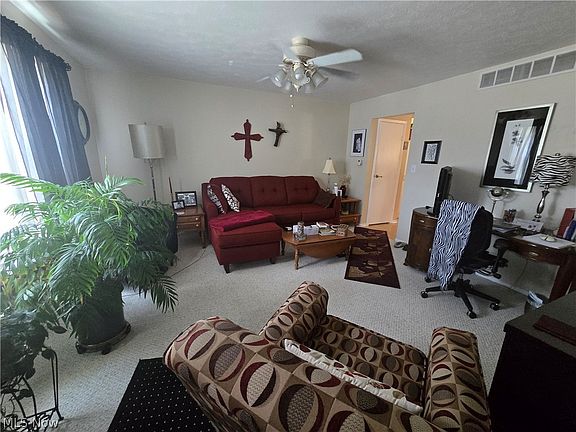 2nd image of 27 Campbell Dr