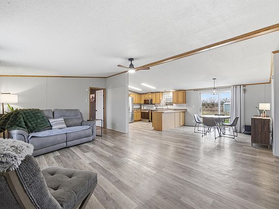 3rd image of 9110 SW Anna Rd