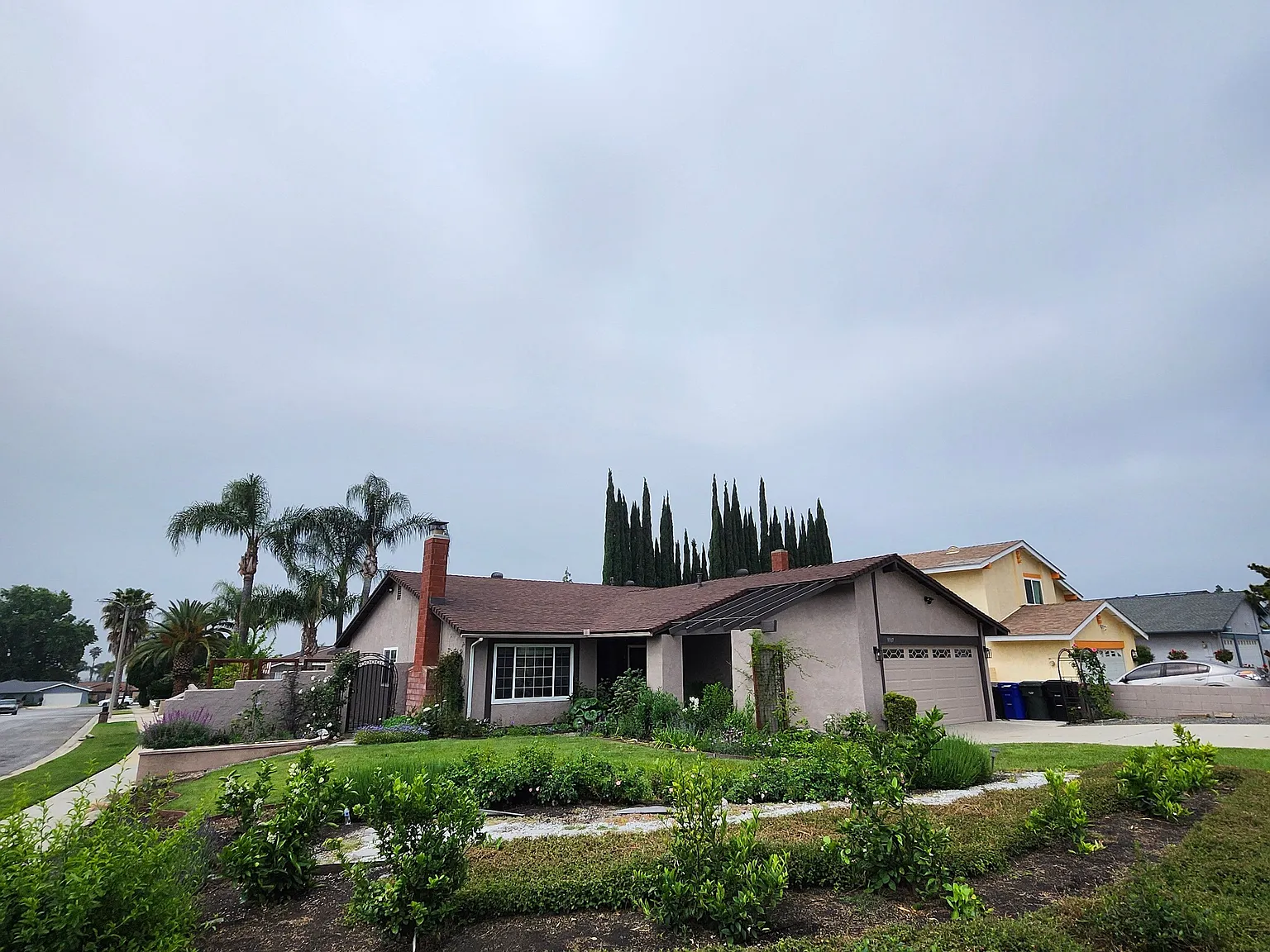 2 bed, 1000 sqft, $2,500 — Photo 1