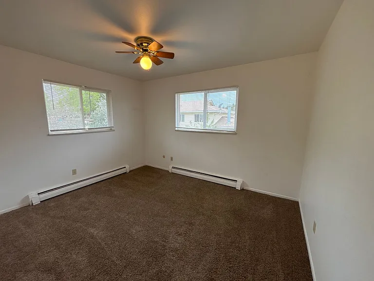 321 Bonnie Ct — Photo 8