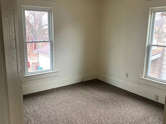 4th image of 1244 Worley Ave NW