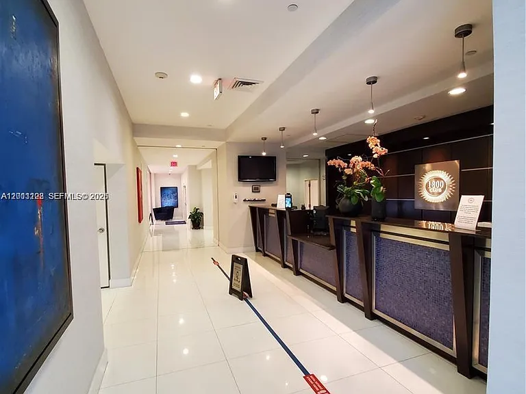 1800 N Bayshore Dr #3807 — Photo 18