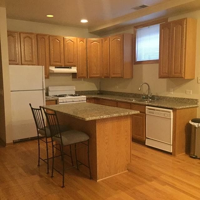 Kitchen with island