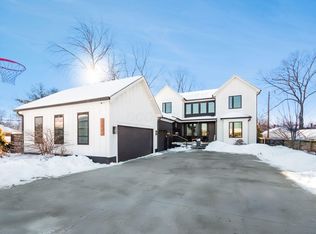 2731 Clifton Rd, Columbus, OH 43221