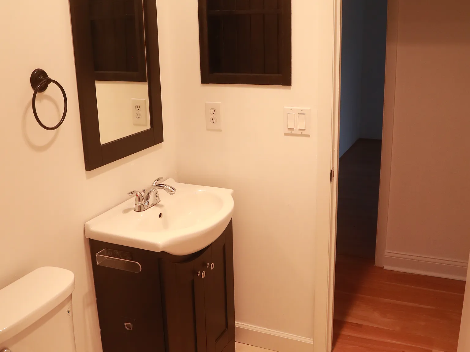 2 bed, 1006 sqft, $1,400 — Photo 2