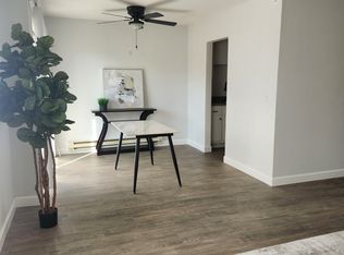 4828 Creek View Rd #7, Rockford, IL 61108