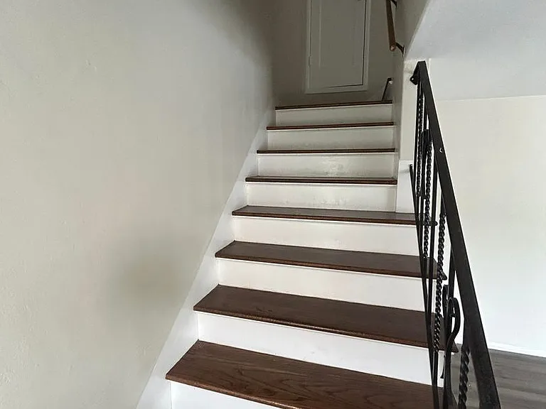 1537 Pearl Street — Photo 16