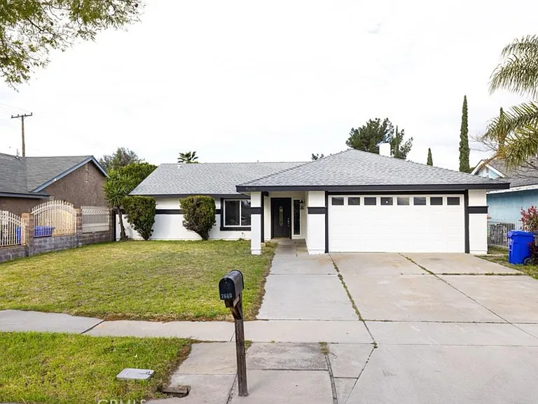 7680 Lombardy Ave — Photo 1