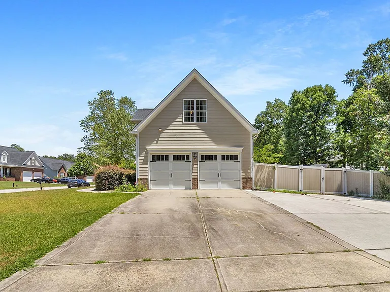 5802 Rainsford Dr — Photo 3
