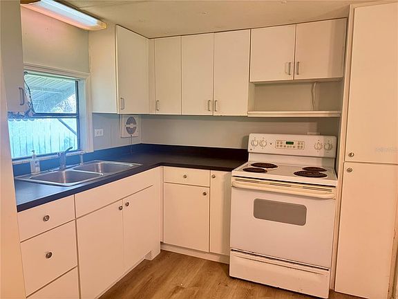 4th image of 3405 FREMONT LANE