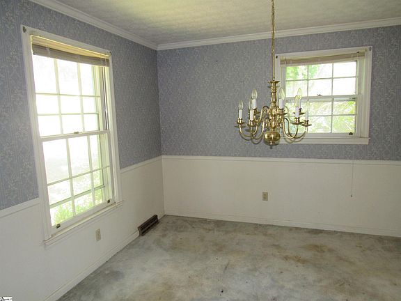 5th image of 507 Eastcliffe Way