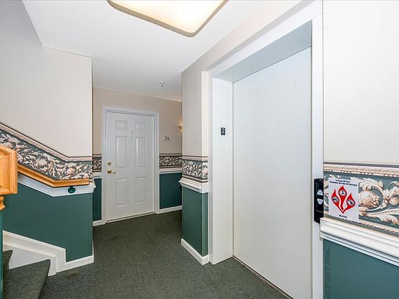 2nd image of 2501 Hemingway Dr Unit 2A