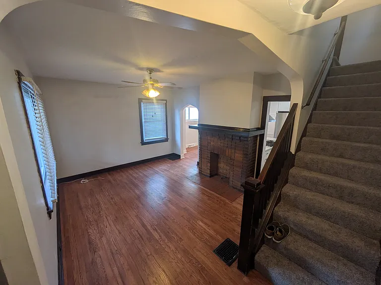 3934 Hoosac St #1 — Photo 20