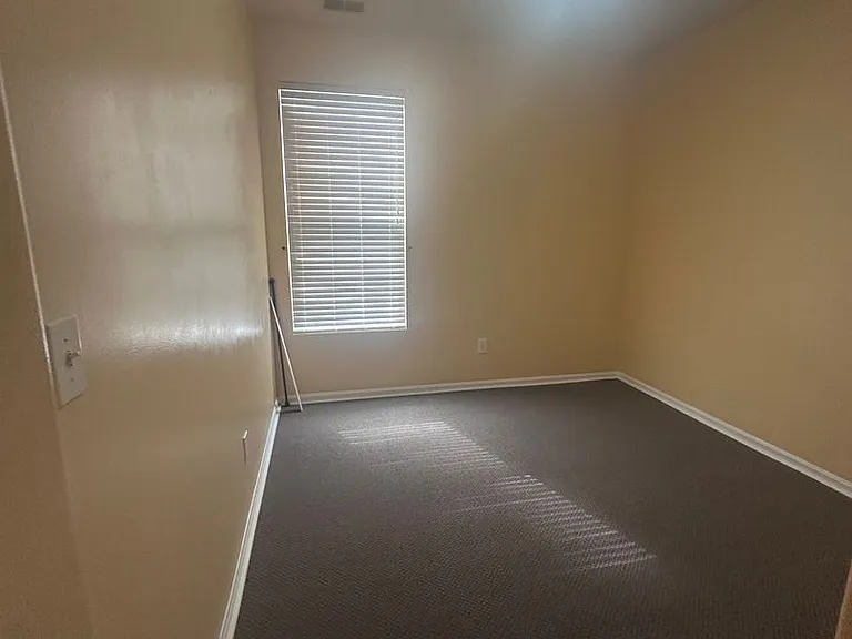 5706 Bannon Crossings Dr — Photo 19