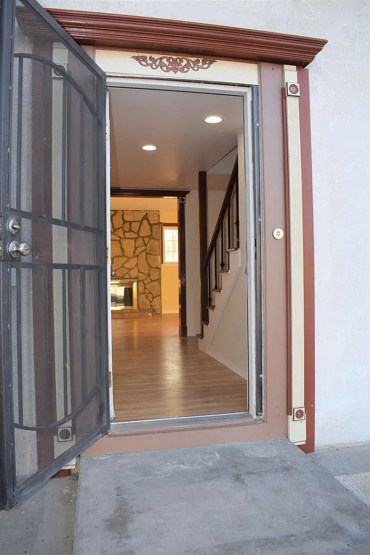 Building Photo - 7328 Del Coronado Way