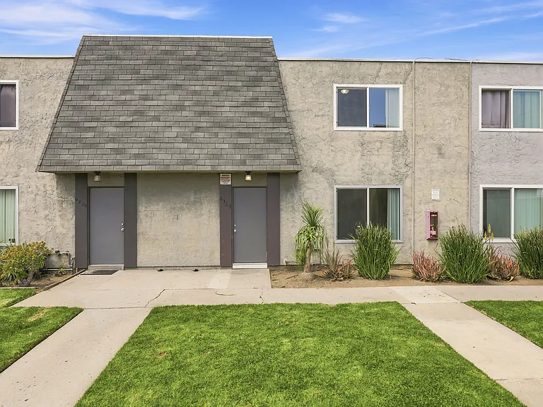 6329 Hummingbird St — Photo 9