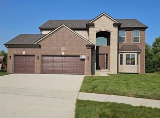 55834 Stewart Dr, Macomb, MI