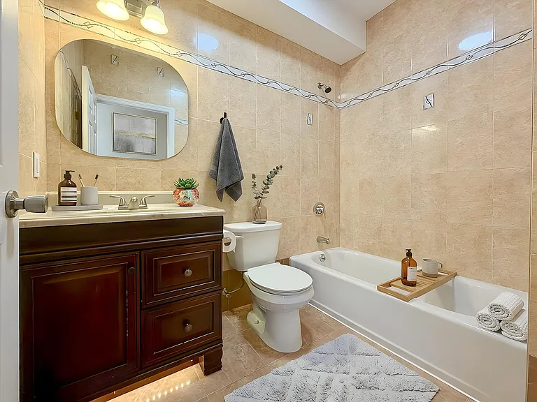 249 Winfield Ave #A — Photo 6