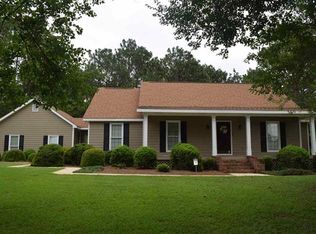 406 Smoke Rise Dr, Warner Robins, GA 31088