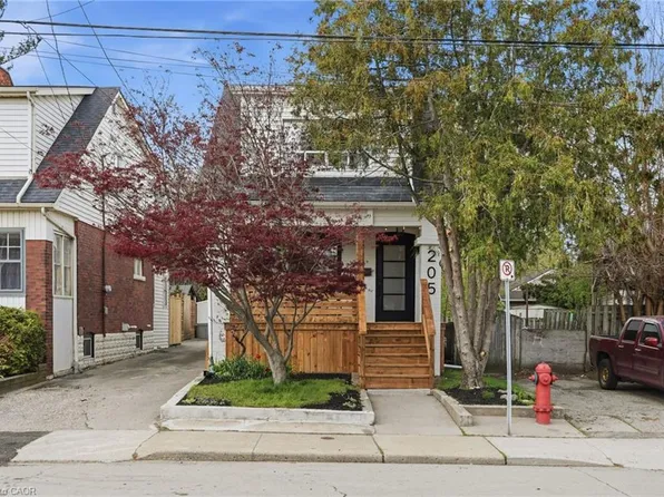 205 Locke St N, Hamilton, ON L8R 3B1