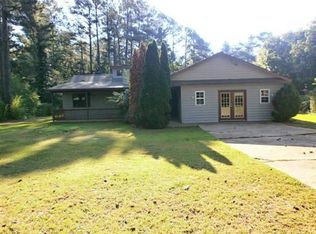 7906 Silverthorn Dr, Jonesboro, GA 30236