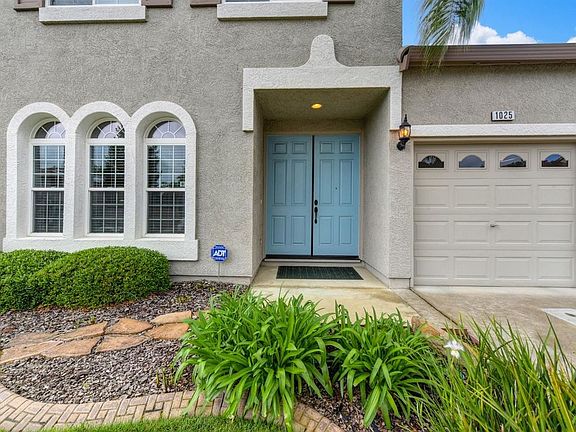 4th image of 1025 Pintail Cir