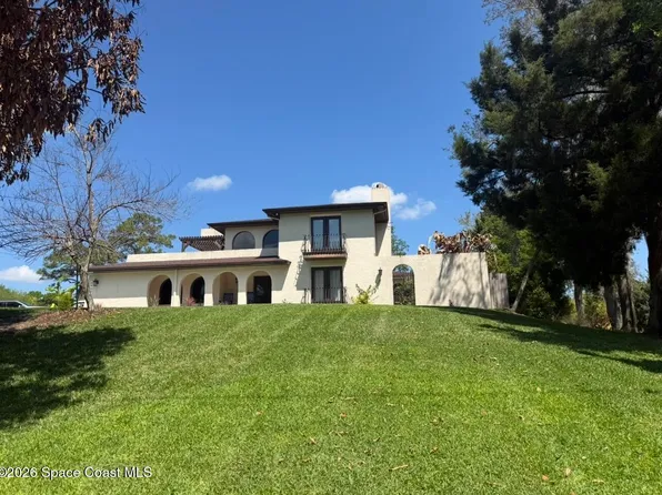 3900 Hidden Hills Dr, Titusville, FL 32796