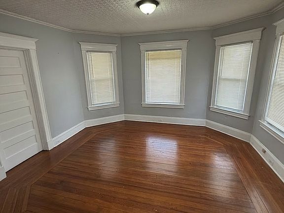 5th image of 14 Springfield St APT 1