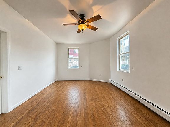 5th image of 41 E 17th St APT 1