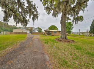 2237 Moriczville Ln, Plant City, FL 33565
