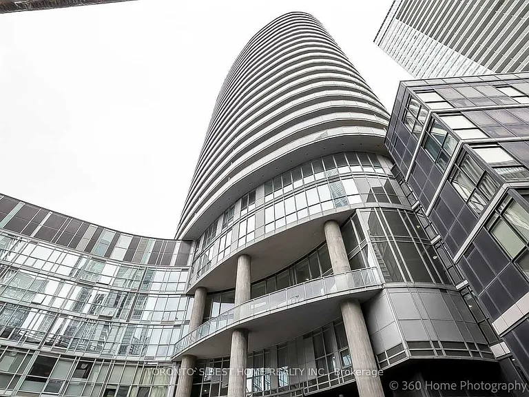 420 Lake Shore Blvd W #2 — Photo 2