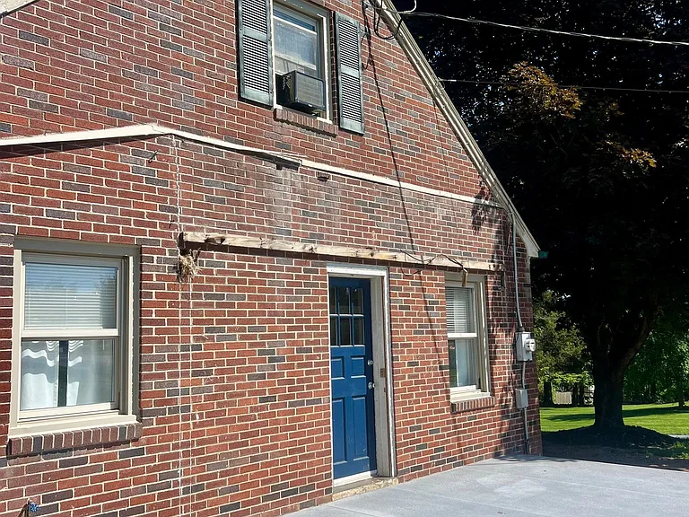 119 E Church St — Photo 6