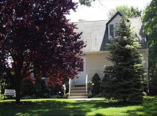 1523 Hendrickson Ave, Merrick, NY 11566