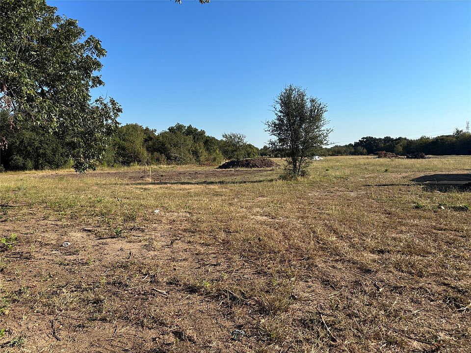 2nd image of 4418 Colony Rd